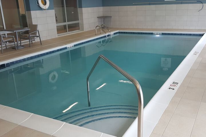 Holiday Inn Express & Suites Toledo West by IHG