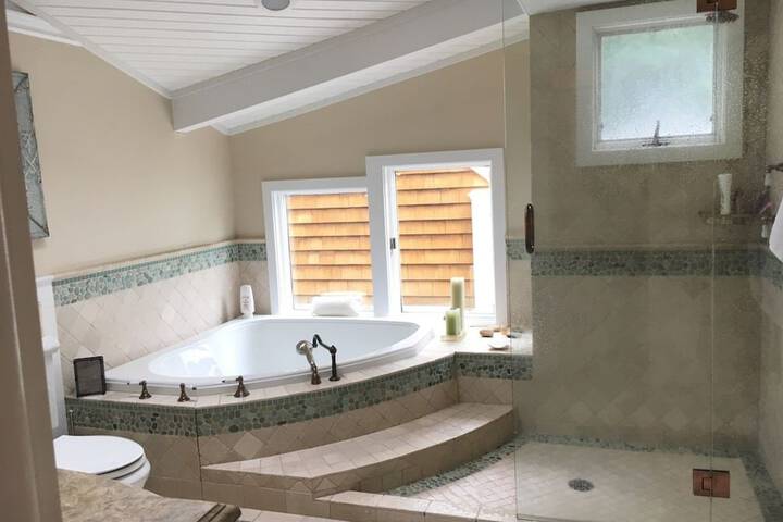 Villa Red Hut