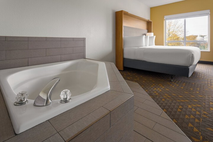 Holiday Inn Jackson Southeast - Pearl by IHG
