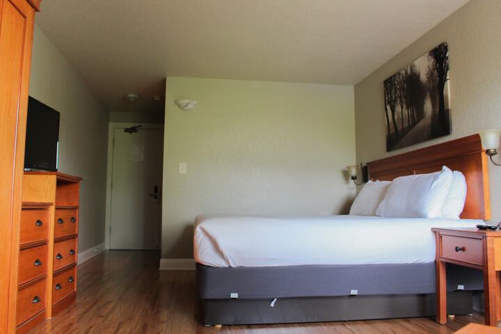 Stratford Inn