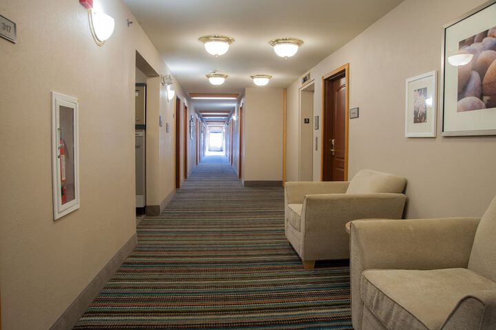 Ballroom/Hall 31 of 35