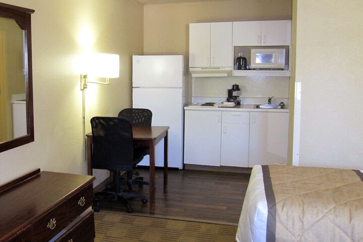 Room 25 of 25