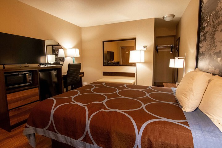 Room 20 of 31