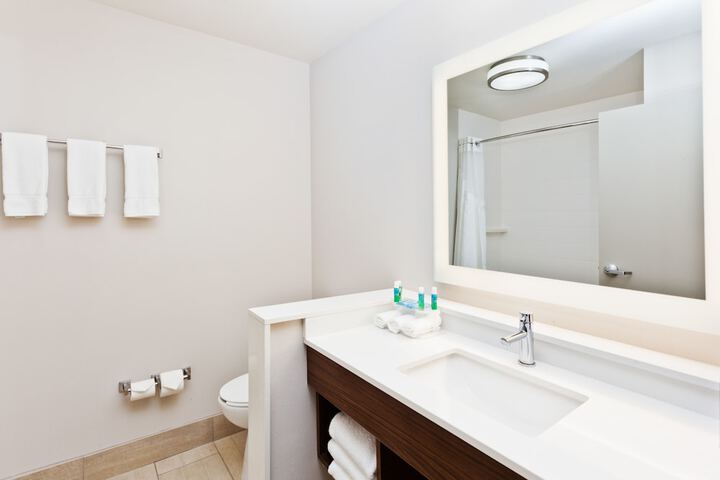 Holiday Inn Express & Suites Cartersville by IHG