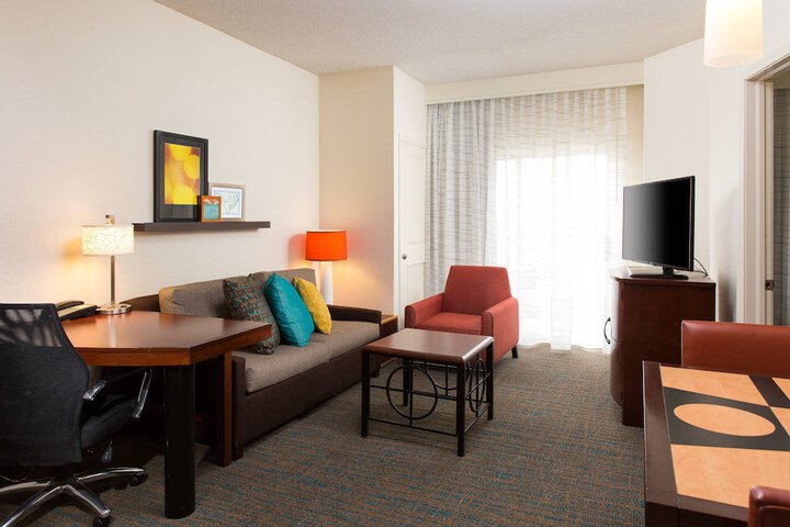 Room 16 of 27