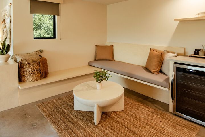 Brut Hotel