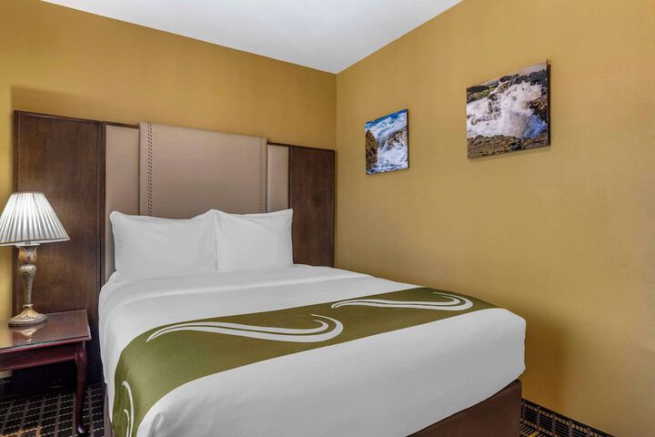Quality Inn & Suites Westminster Seal Beach
