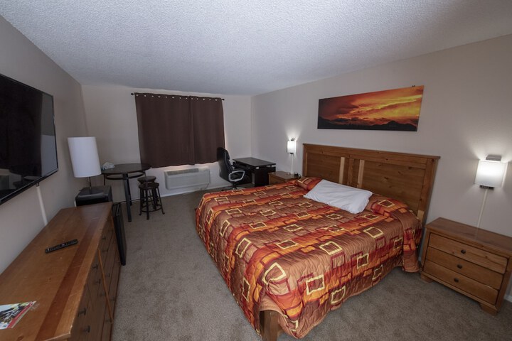 Room 108 of 154