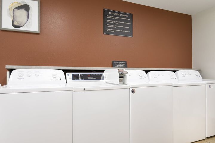 Candlewood Suites East Lansing by IHG
