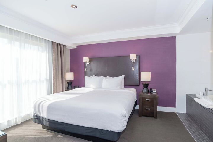 Sandman Signature Kamloops Hotel