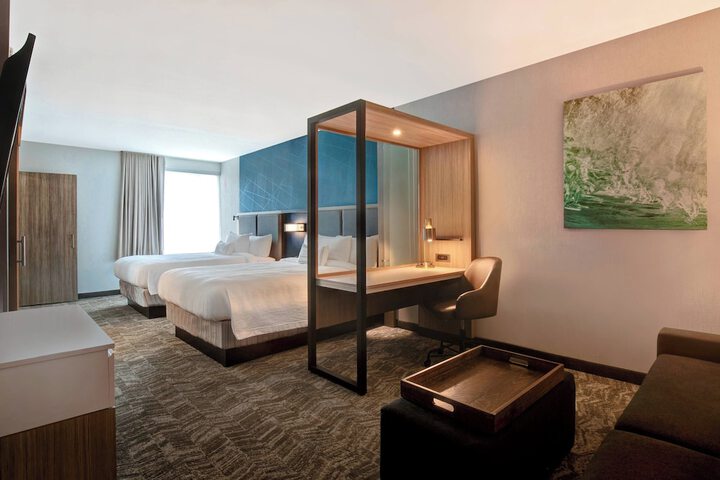 Room 19 of 34