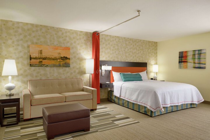 Room 16 of 29