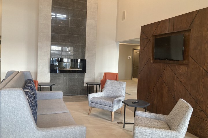 Hotel 7 of 66