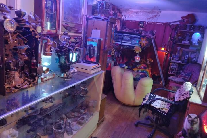 Room 10 of 47