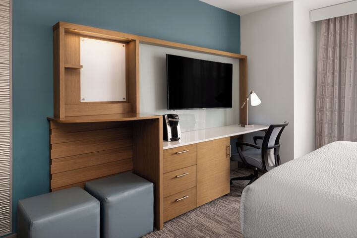 EVEN Hotel Shenandoah - The Woodlands by IHG