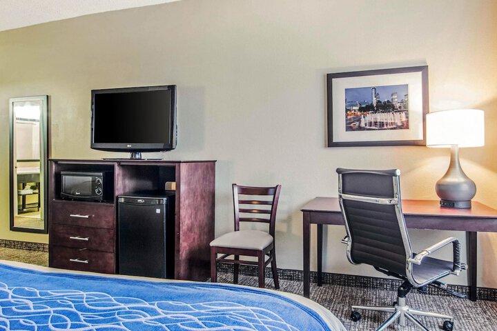 Room 15 of 25