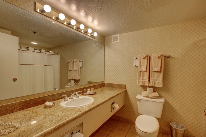 Room 13 of 39