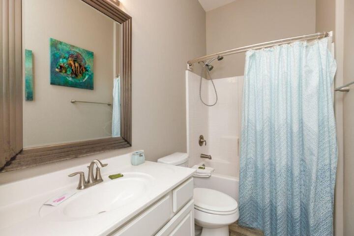Room 14 of 25