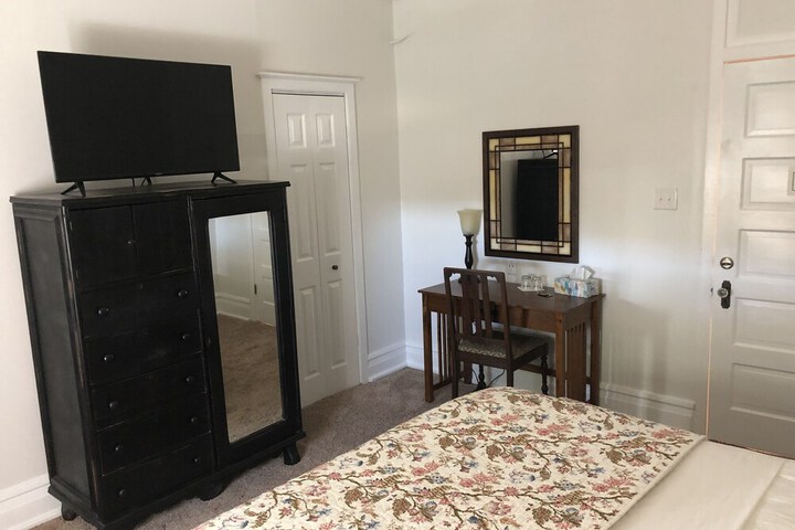 Room 7 of 62