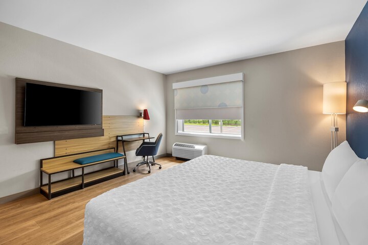 Tru by Hilton Middleburg Heights Cleveland Airport