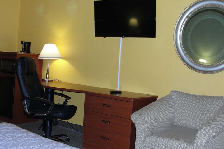 Room 15 of 49