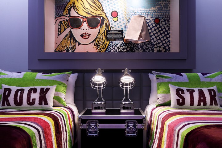 Room 41 of 64