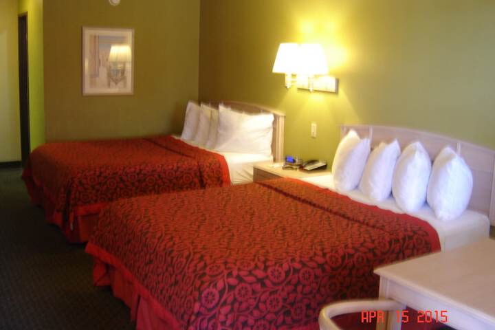 Room 50 of 61