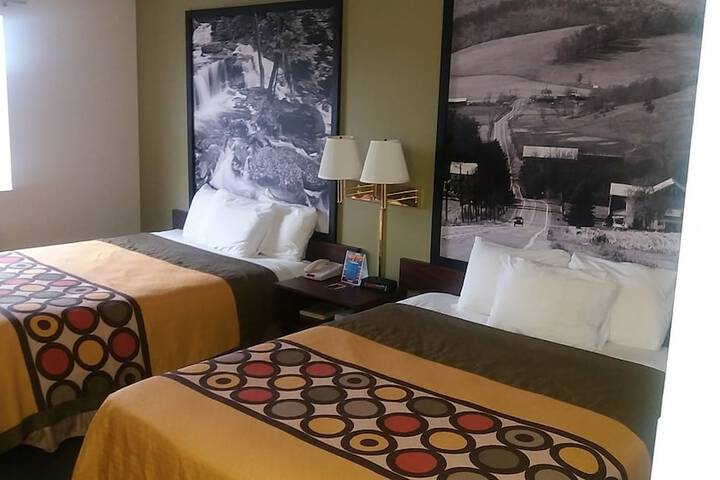Room 18 of 30