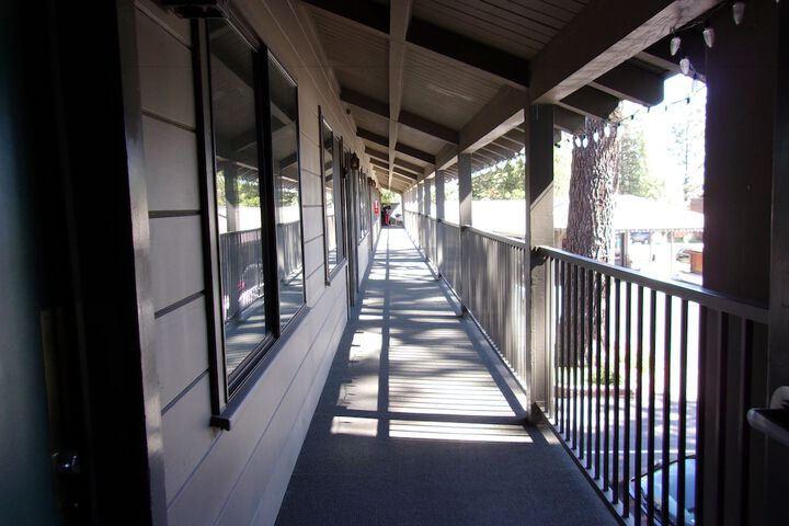Pepper Tree Inn