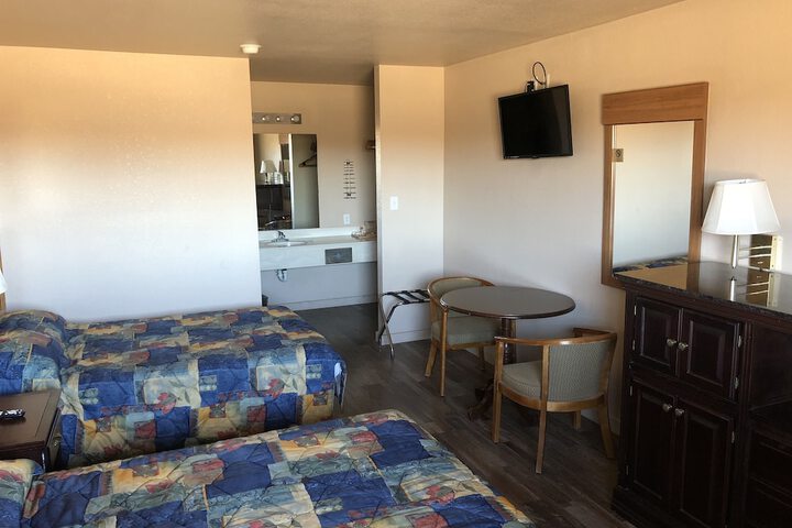 Room 9 of 19