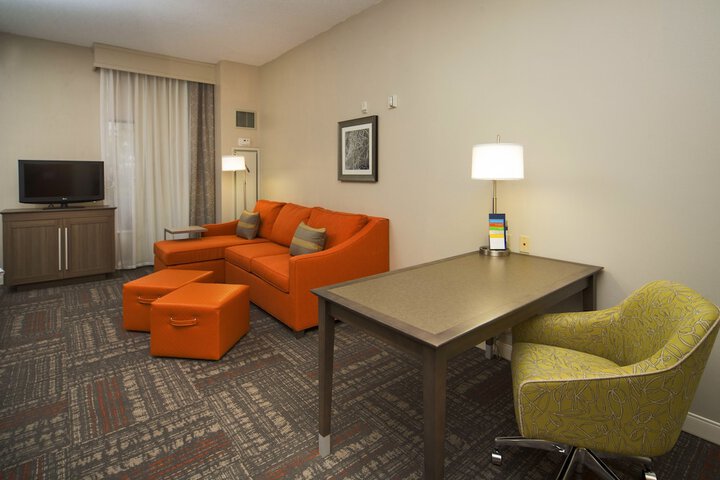 Hampton Inn & Suites Valdosta / Conference Center