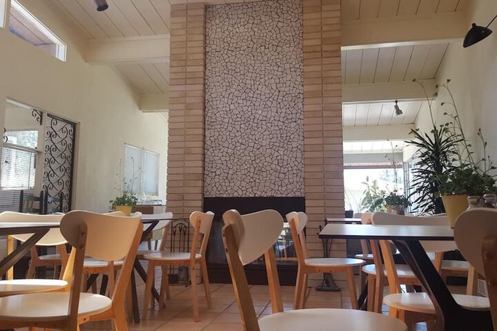 Contenta Inn