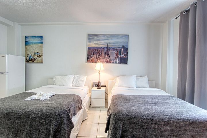 Room 175 of 242