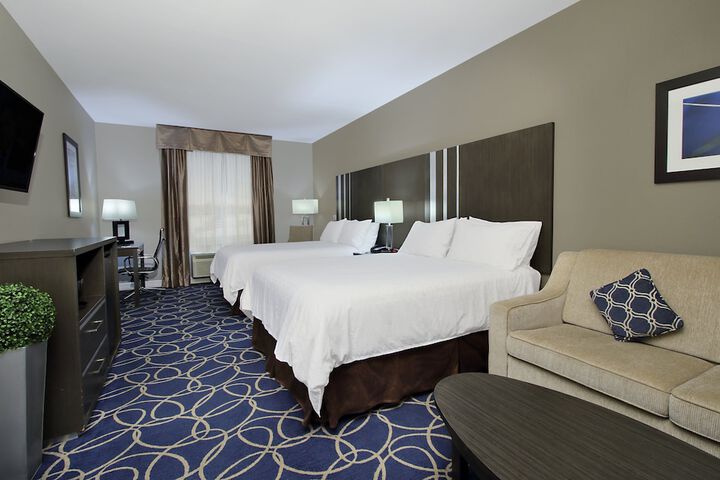 Holiday Inn Express & Suites Houston North - IAH Area by IHG
