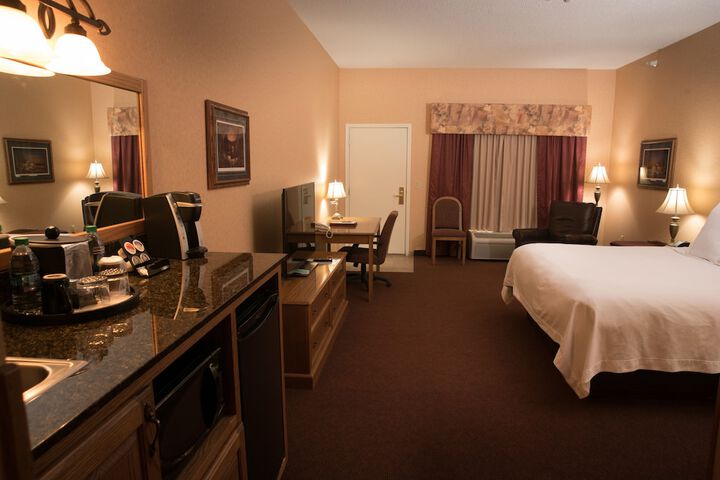 Room 32 of 67