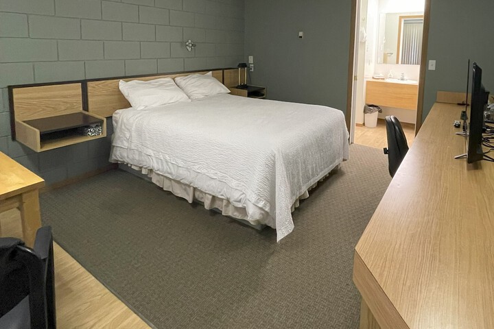 Rest Easy Motel