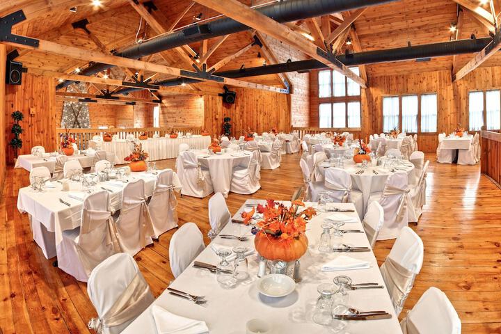 Ballroom/Hall 26 of 36