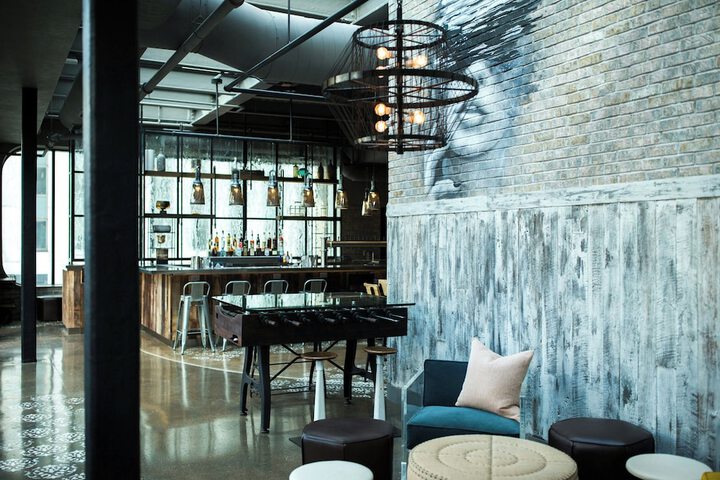 Lounge 108 of 130