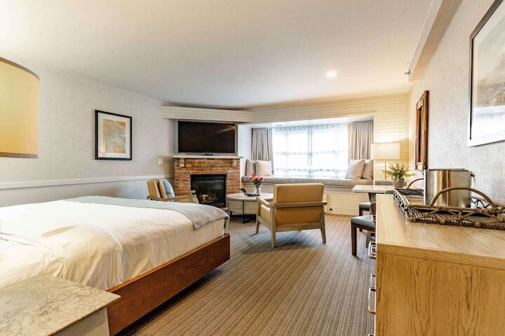Room 43 of 178