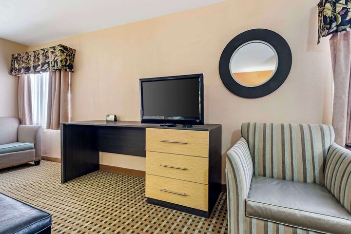 Room 22 of 44