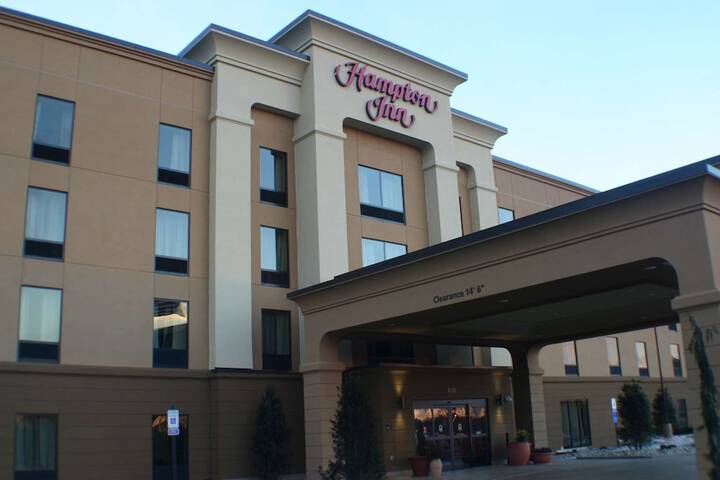 Hotel 7 of 70