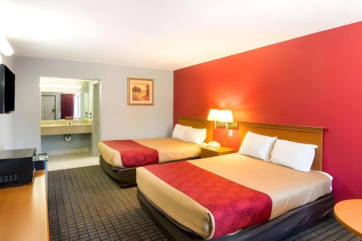 Econo Lodge Wichita Falls Downtown