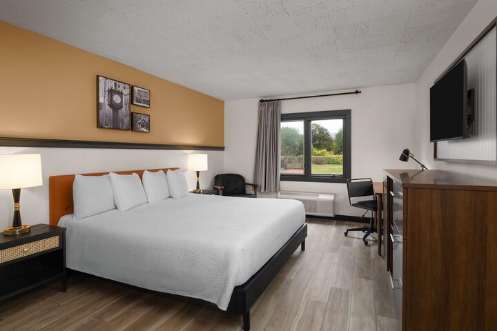 Hotel Vervana Trademark Collection by Wyndham