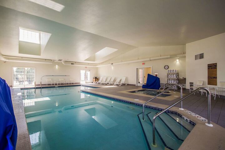 Pool 5 of 43