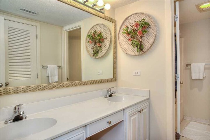 Ocean Creek South Tower 10 EE
