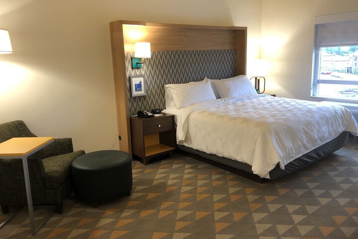 Room 20 of 35