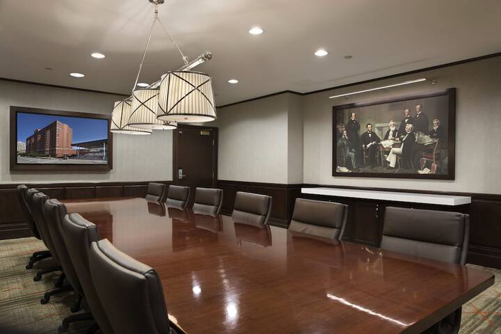 President Abraham Lincoln Springfield - DoubleTree by Hilton