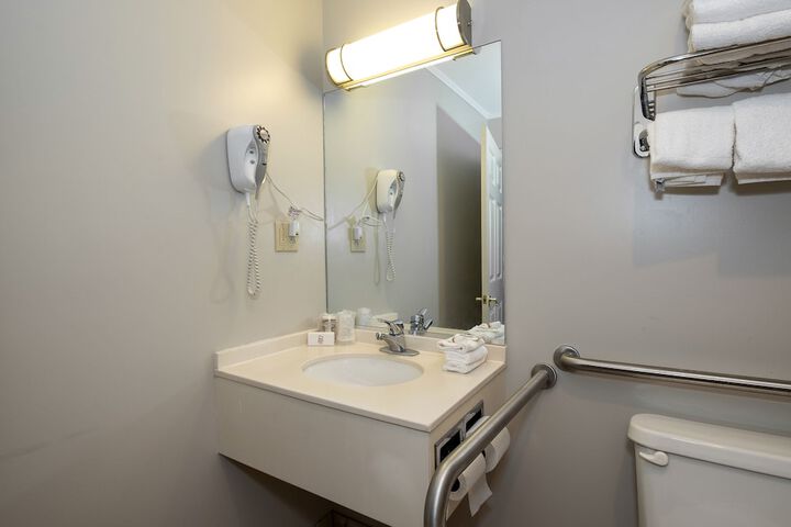 Room 30 of 50