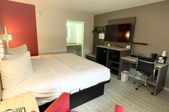 Room 17 of 41