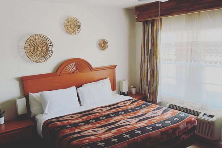 Room 22 of 42